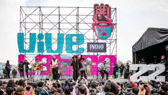 Vive Latino 2023 Red Hot Chili Peppers Encabeza El Cartel Via