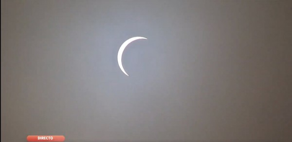 Así Se Vio El Increíble Eclipse De Sol Con El Que Cierra El 2020 Via Laviejaguardiaa